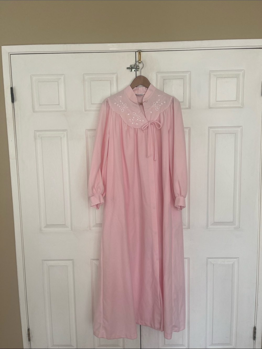New Miss Elaine Robe nightgown velour